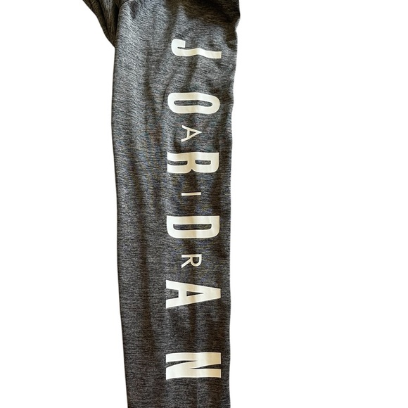 Air Jordan Dri-Fit Hoodie Boys Gray Long Sleeve Pullover Size 10/12 - Picture 7 of 9